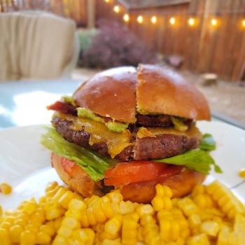 Sinclair-Family-farms-beef-burger-and-corn
